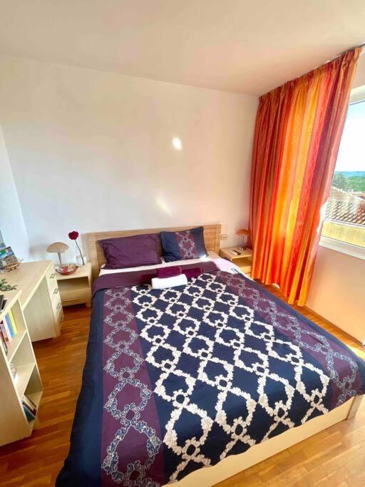 Beachfront Gem In Varna Center ภายนอก รูปภาพ